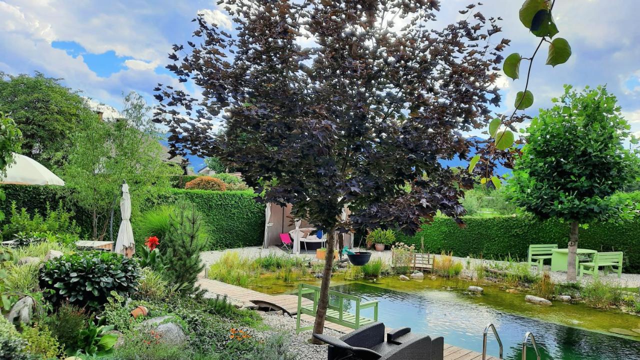 Garden Paradise Bled Apartments - Garden, Pond And Castle View ภายนอก รูปภาพ