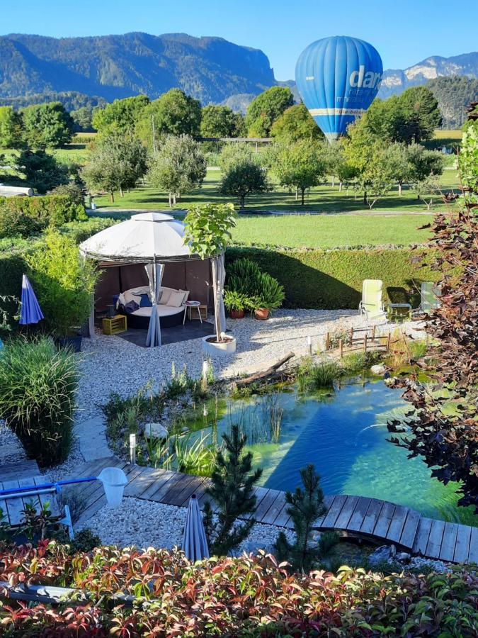Garden Paradise Bled Apartments - Garden, Pond And Castle View ภายนอก รูปภาพ