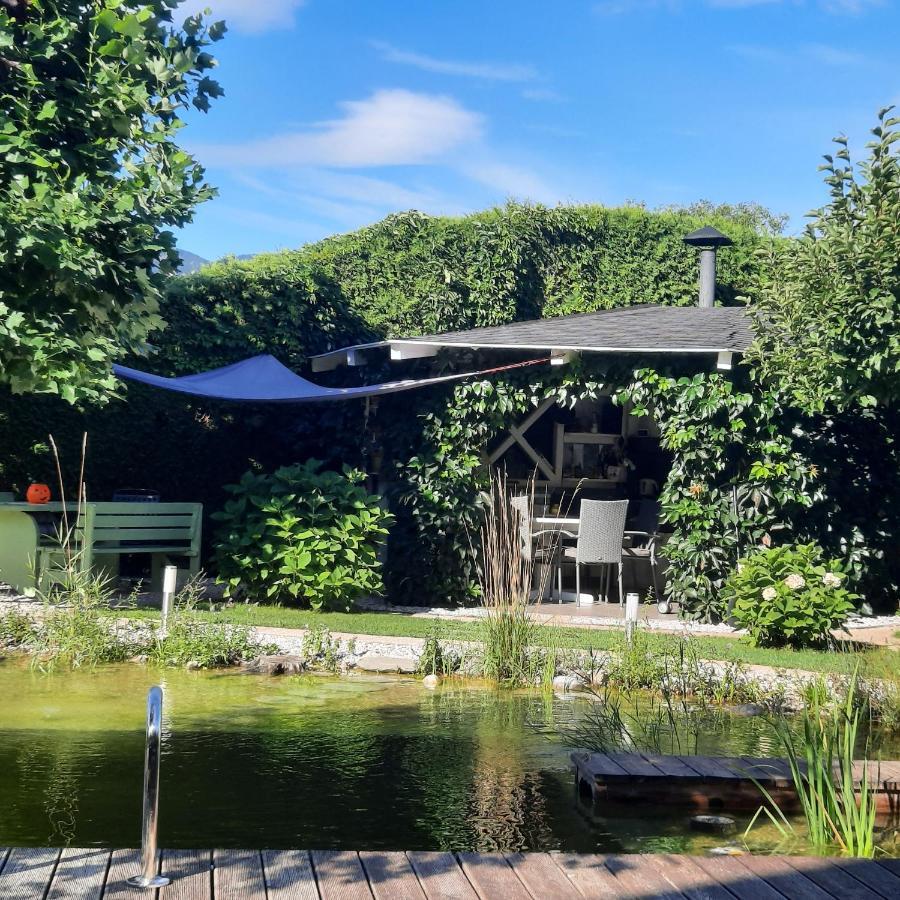 Garden Paradise Bled Apartments - Garden, Pond And Castle View ภายนอก รูปภาพ